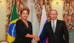 Imagem da matéria: “Os BRICS vão 'desdolarizar' o mundo: adeus EUA”, diz autor de Pai Rico Pai Pobre