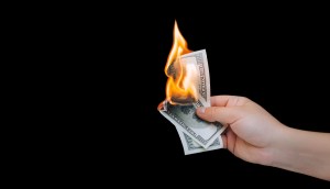 Imagem da matéria: Receita do Friend.tech despenca 95% após frenezi com o aplicativo nas últimas semanas