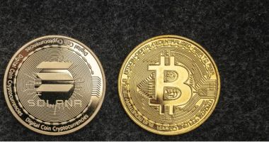 Imagem da matéria: Bitcoin sobe 3% para US$ 59 mil; Jito se torna o protocolo número 1 da Solana