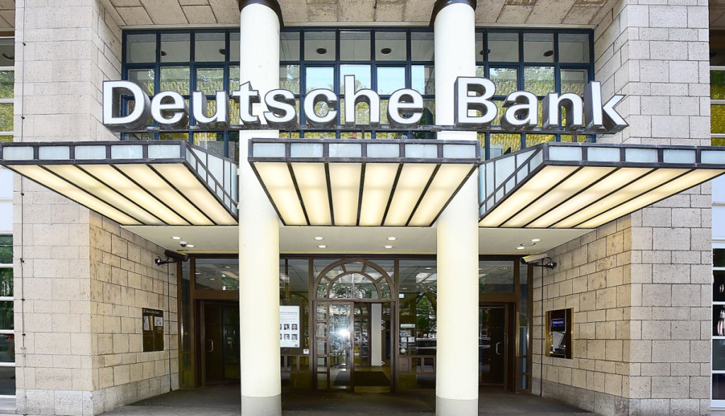 fachada do Deutsche Bank em Düsseldorf, Alemanha