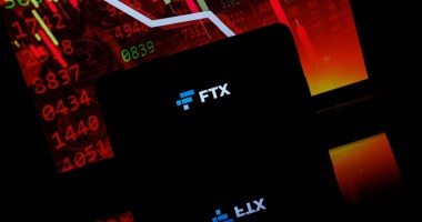 Imagem da matéria: Manhã Cripto: FTX já pode vender R$ 4,2 bilhões em ativos; Tesouro dos EUA quer mais poder sobre mercado cripto 