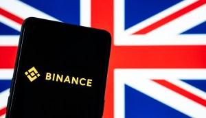 Imagem da matéria: Chefe da Binance no Reino Unido pede demissão em meio à pressão regulatória