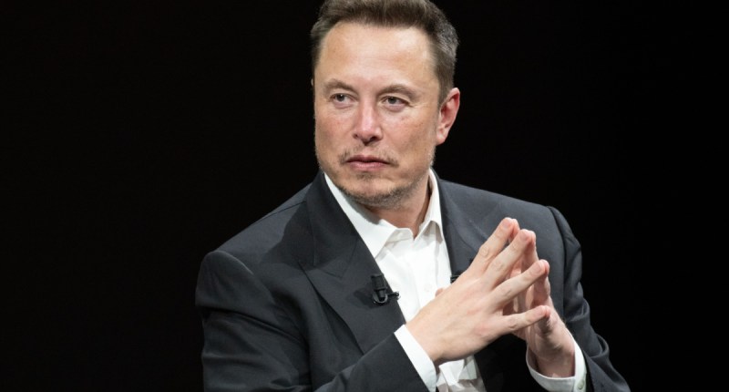 Imagem da matéria: Tesla de Elon Musk ainda detém R$ 1,9 bilhão em Bitcoin