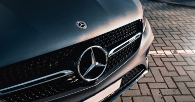 Imagem da matéria: Mercedes-Benz apresenta galeria de NFTs e assistente de IA