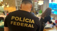 Agentes da Polícia Federal emoperação contra russos radicados noBrasil