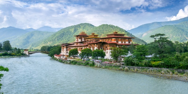 Imagem da matéria: O que é Ethereum? A 2ª maior criptomoeda do mundo