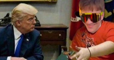 Imagem da matéria: Jovem de óculos viraliza após questionar Trump: ele salvou as criptomoedas nos EUA?