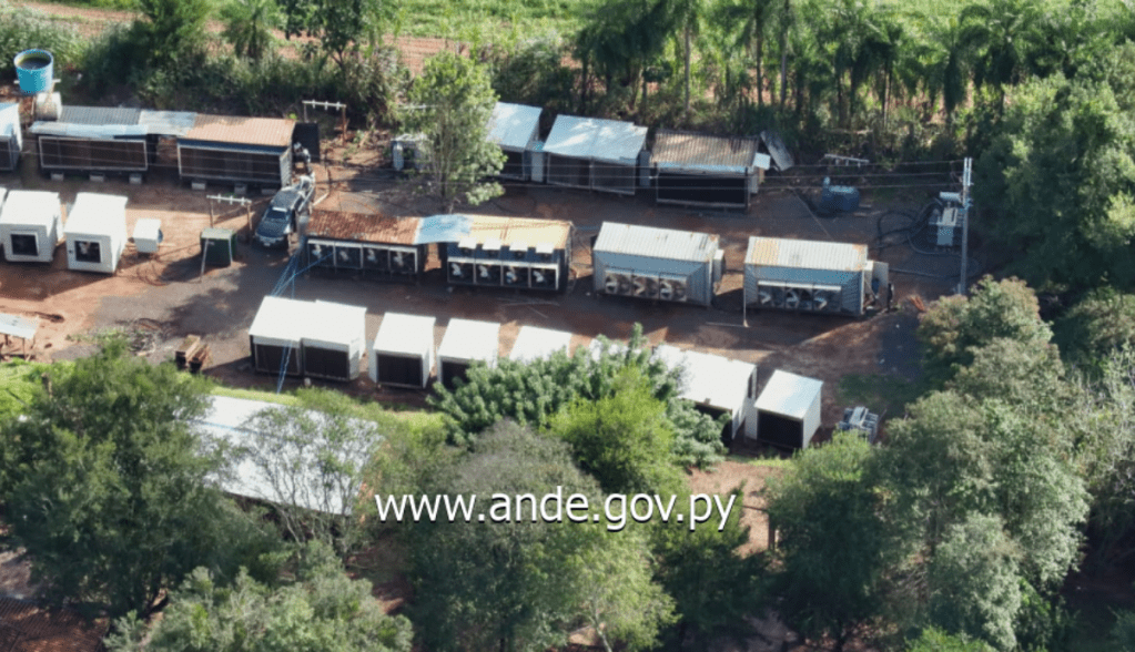 Imegem aérea feita pela ANDE de fazenda de mineração de bitcoin em Canindeyú
