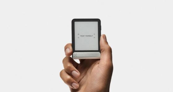 Imagem da matéria: Ledger lança a Flex, nova carteira hardware com tela sensível ao toque