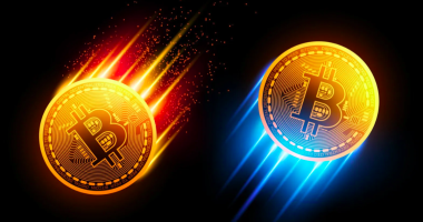Ilustração mostra moedas de Bitcoin, uma subindo outra caindo