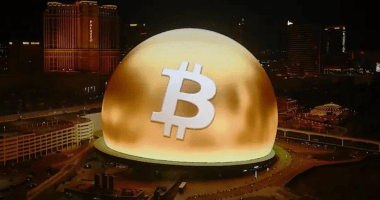 Imagem da matéria: Bitcoin dominou a Esfera de Las Vegas — mas onde está o Dogwifhat?