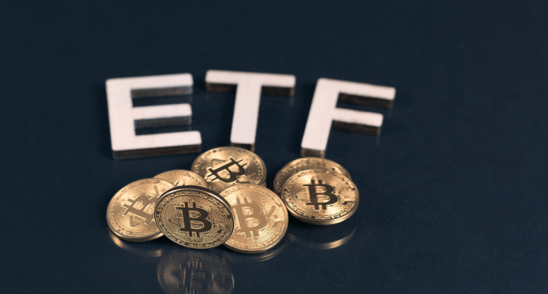 letras etf junto com moeda de bitcoin