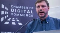 Imagem da matéria: Nick Szabo lidera apostas como possível Satoshi Nakamoto em documentário da HBO