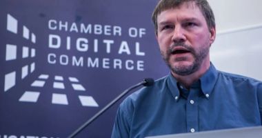 Imagem da matéria: Nick Szabo lidera apostas como possível Satoshi Nakamoto em documentário da HBO