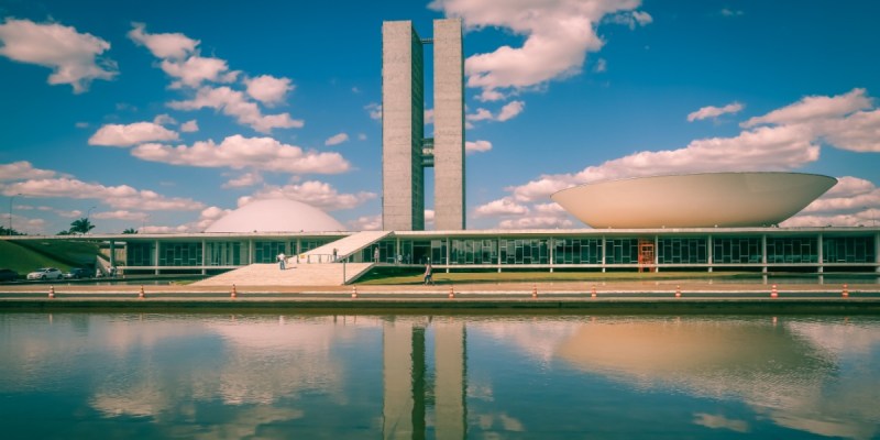 Projeto de lei propõe apreensão de criptomoedas usadas em apostas ilegais