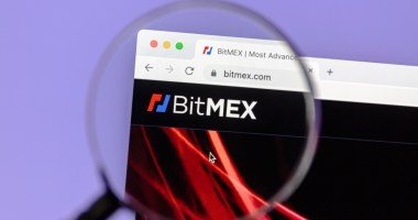 Imagem da matéria: BitMEX leva multa de US$ 100 milhões por violações de lavagem de dinheiro nos EUA