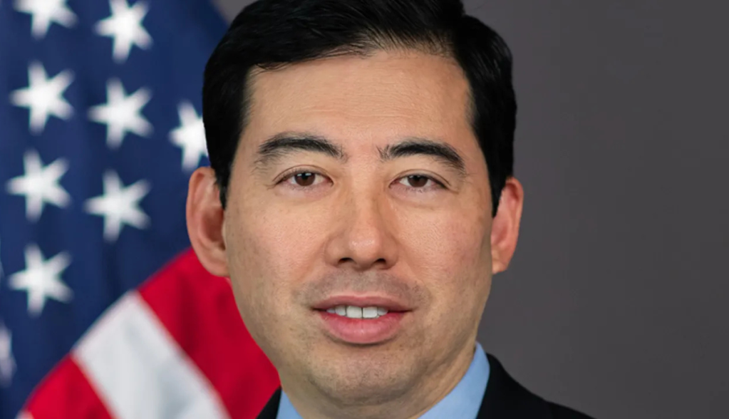 Imagem da matéria: Mark Uyeda, defensor das criptomoedas, é nomeado presidente interino da SEC