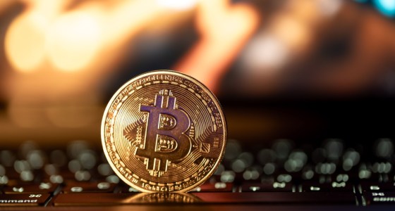 Imagem da matéria: Bitcoin pode ultrapassar US$ 300 mil este ano, afirma nova pesquisa do HashKey