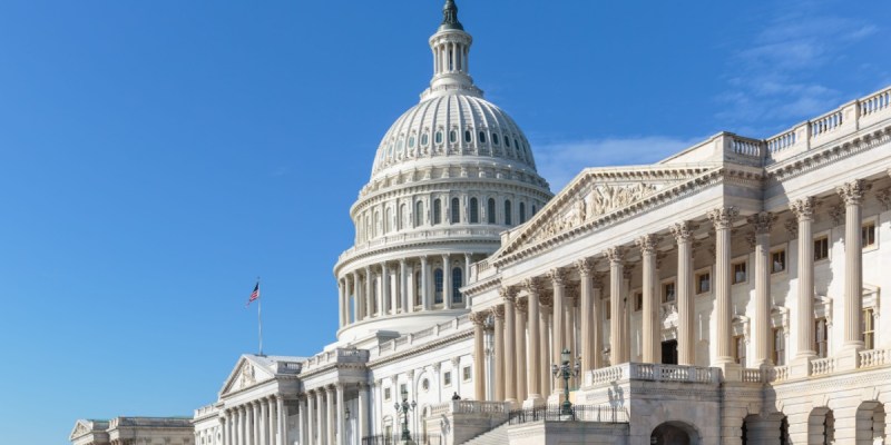 Senadores dos EUA apresentam projeto de lei contra golpes com criptomoedas