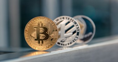 Imagem da matéria: Manhã Cripto: Bitcoin sobe para US$ 96 mil enquanto Litecoin dispara 12%