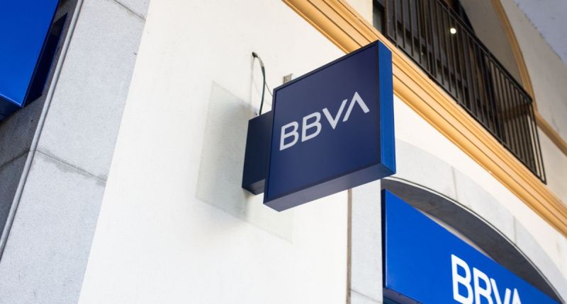 Imagem da matéria: 2º maior banco da Espanha, BBVA vai vender Bitcoin e Ethereum