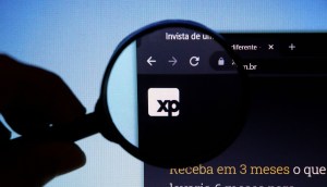 Imagem da matéria: Ações da XP caem 3% após acusações de que fundo da empresa camufla esquema Ponzi
