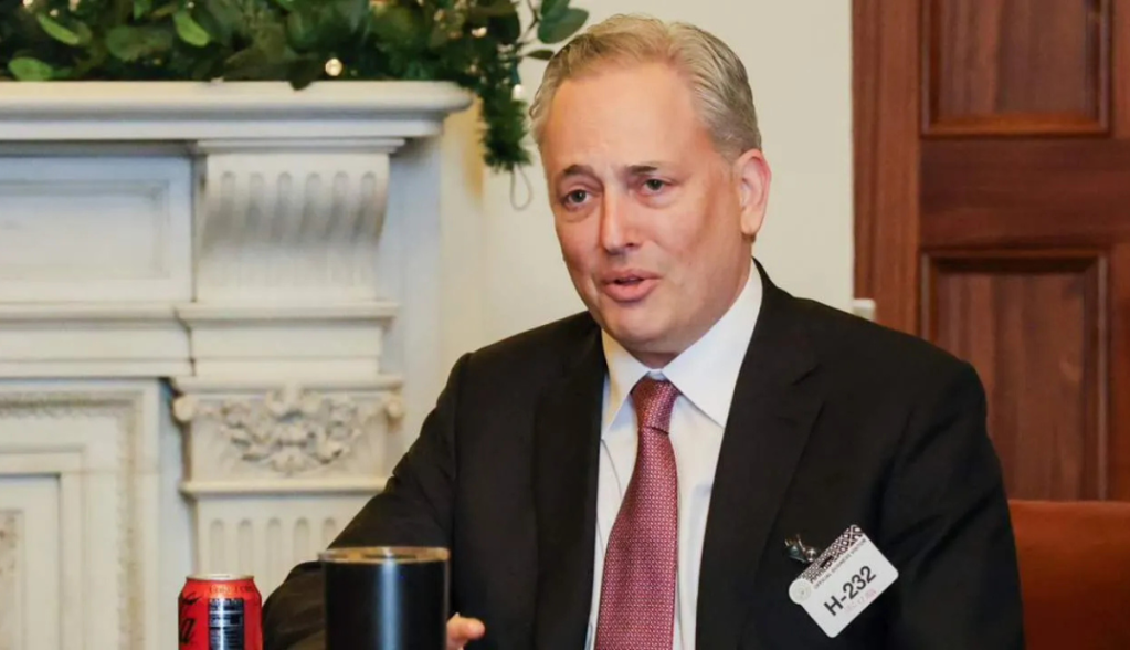 Imagem da matéria: Líder de cripto dos EUA diz que país pode comprar mais Bitcoin