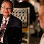 Trump insinua que o ex-conselheiro da Coinbase será o próximo presidente do Fed