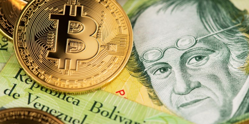 Imagem da matéria: Manhã Cripto: Bitcoin recua para US$ 122 mil, mas analistas seguem otimistas